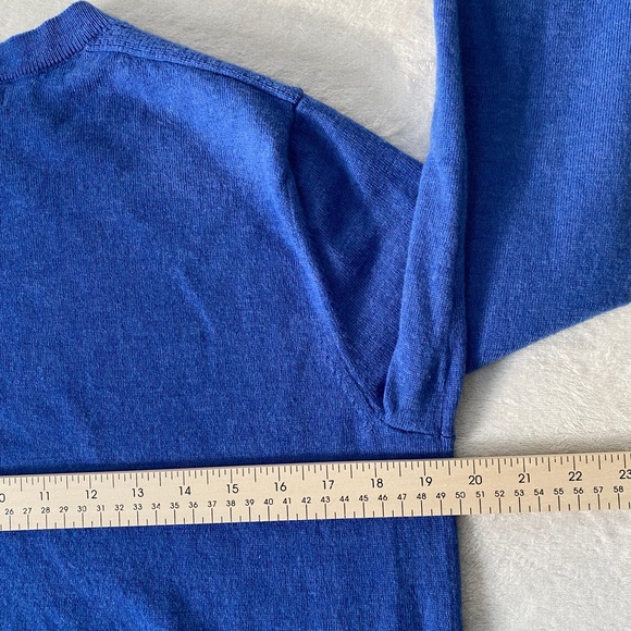 Banana Republic Extra Fine 100% Merino Wool Sweater Mens L Royal-Blue - Picture 9 of 9